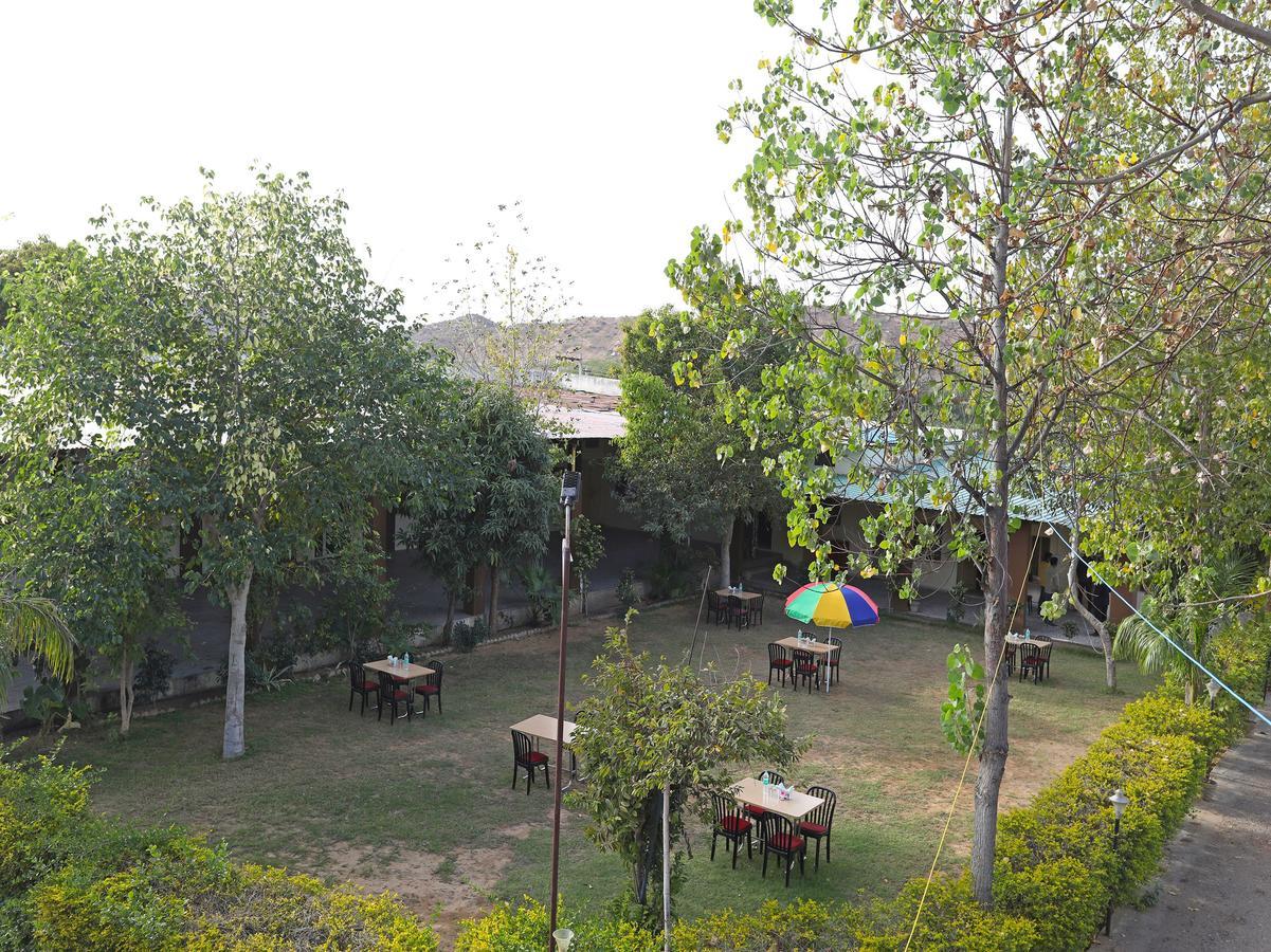 Oyo 10936 Rajasthan Resort Pushkar Ngoại thất bức ảnh