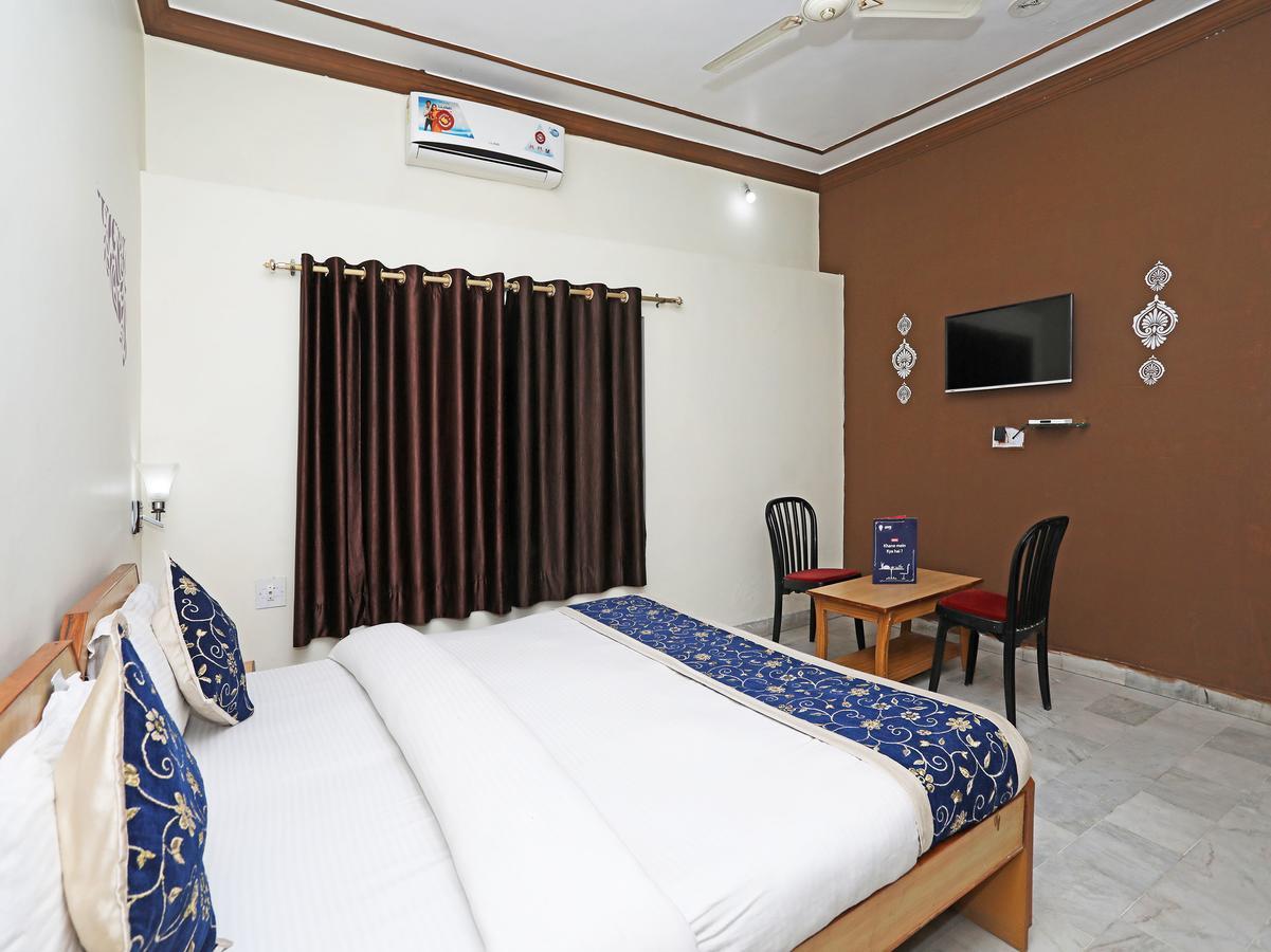 Oyo 10936 Rajasthan Resort Pushkar Ngoại thất bức ảnh