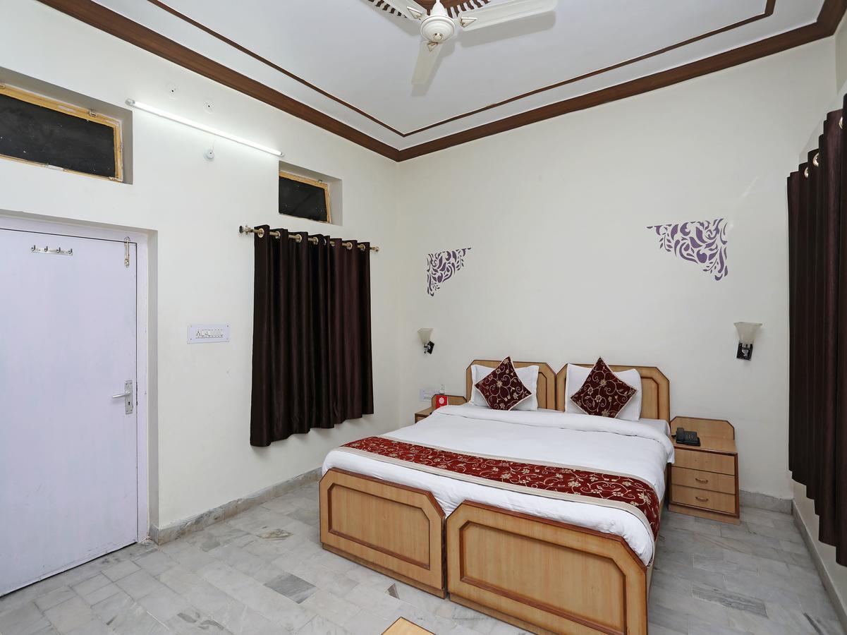Oyo 10936 Rajasthan Resort Pushkar Ngoại thất bức ảnh
